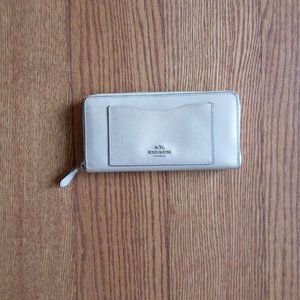 coach zip around large wallet